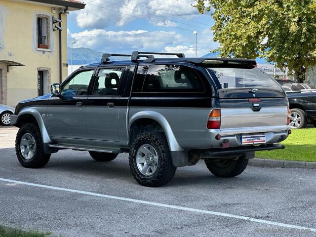 Auto - Mitsubishi l200 2.5 tdi 4wd dc pick-up gls