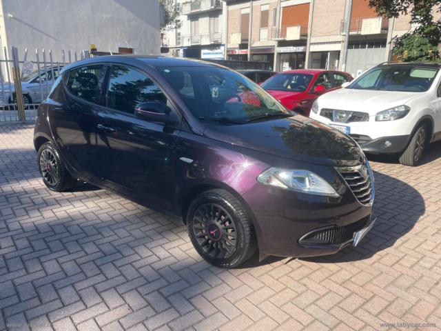 Auto - Lancia ypsilon 1.2 69 cv 5p. gpl ecochic s md