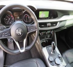 Auto - Alfa romeo stelvio 2.2 t.diesel 180 cv at8 q4 exec.