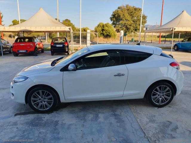 Auto - Renault mÃ©gane coupÃ© 1.5 dci 110 cv s&s gt line