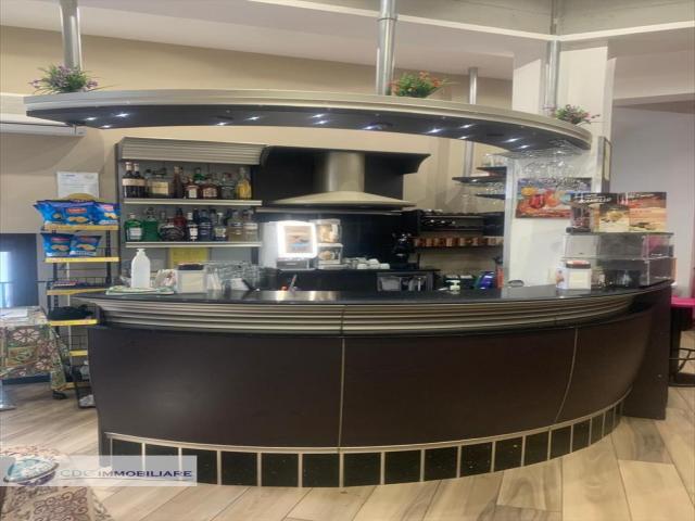 Appartamenti in Vendita - Attività commerciale in vendita a prizzi centro storico