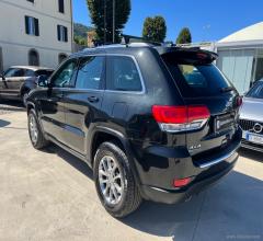 Auto - Jeep gr. cherokee 3.0 v6 crd mjt ii laredo