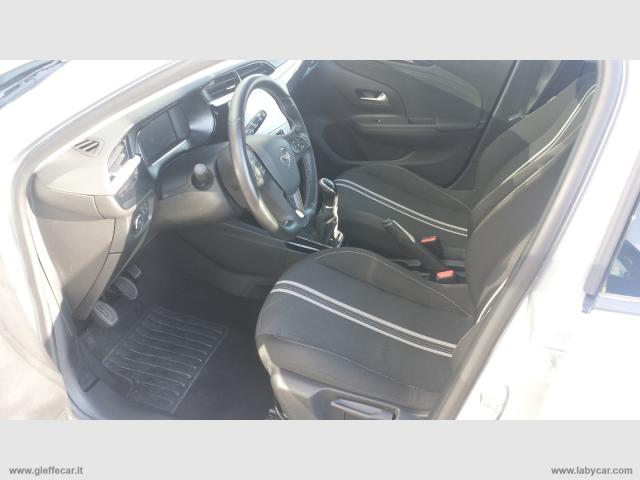 Auto - Opel corsa 1.2 design & tech