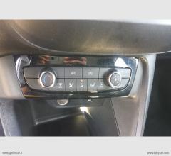 Auto - Opel corsa 1.2 design & tech