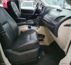 Auto - Lancia voyager 2.8 turbodiesel 163 cv