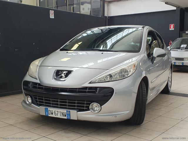 Auto - Peugeot 207 1.6 hdi 90 cv 3p.