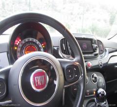 Auto - Fiat 500 c 1.2 lounge