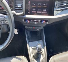 Auto - Audi a1 sportback 30 116cv tfsi identity black full led