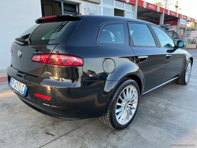 Auto - Alfa romeo 159 2.0 jtdm 136 cv sw super *navigatore