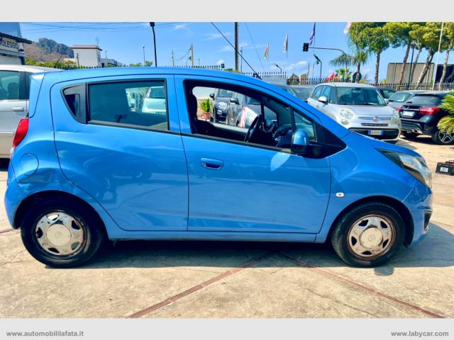 Auto - Chevrolet spark 1.0 lt