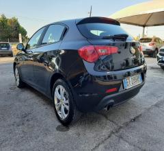 Auto - Alfa romeo giulietta 1.6 jtdm-2 105 cv progression