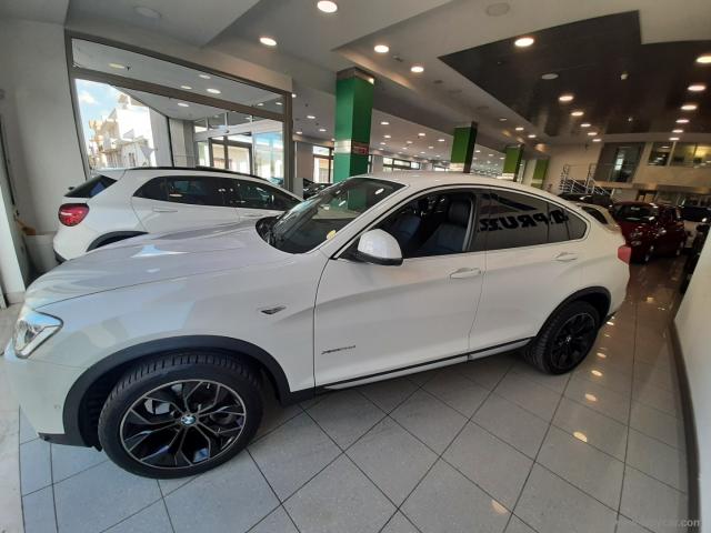 Auto - Bmw x4 xdrive20d xline