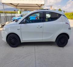 Auto - Lancia ypsilon 1.2 69 cv 5p. gpl ecochic ele.