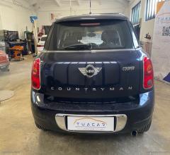 Auto - Mini mini cooper countryman