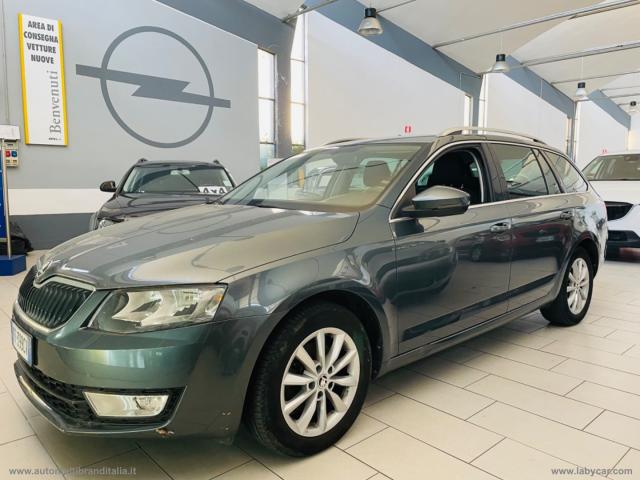 Auto - Skoda octavia 1.4 tsi wagon execut. plus g-tec
