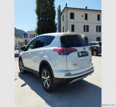 Auto - Toyota rav4 2.0 d-4d 2wd business