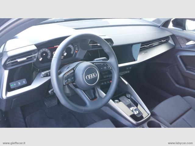 Auto - Audi a3 spb 35 tfsi mhev s-tronic business