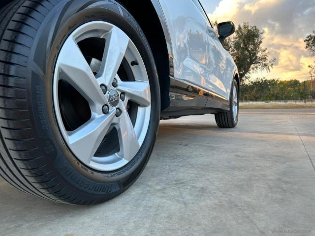 Auto - Audi q3 35 tdi s tronic business advanced