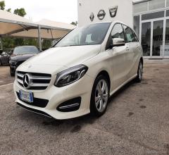 Auto - Mercedes-benz b 180 d sport