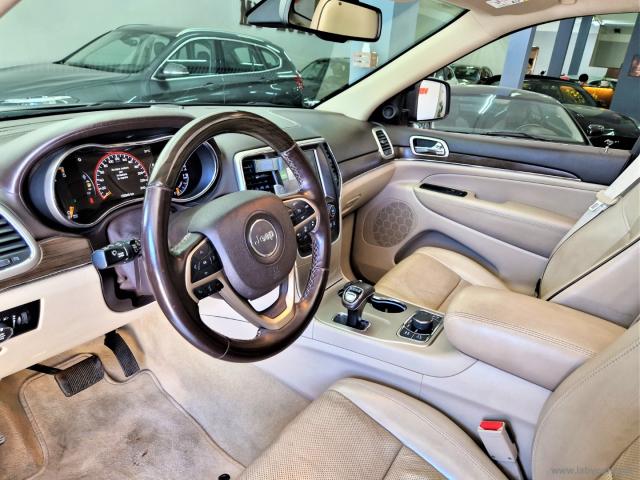 Auto - Jeep gr. cherokee 3.0 v6 crd 250 mjt ii overl