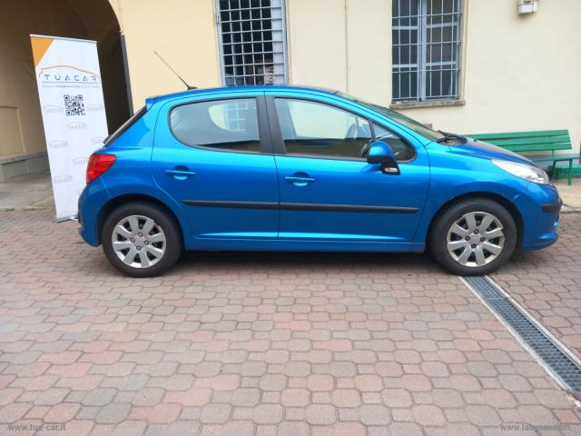 Auto - Peugeot 207 1.4 vti 95 cv 5p. xs