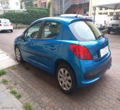 Auto - Peugeot 207 1.4 vti 95 cv 5p. xs