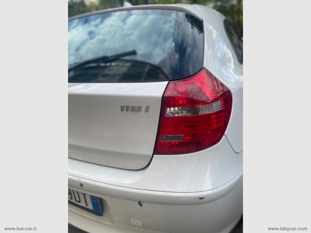 Auto - Bmw 116i 3p. eletta