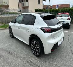 Auto - Peugeot 208 bluehdi 100 s&s 5p. gt line