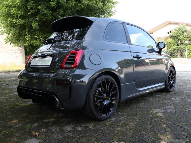 Auto - Abarth 500 1.4 abarth 595