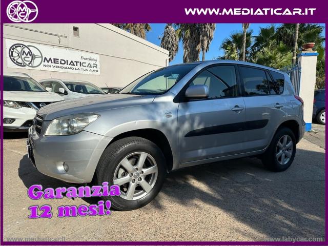 Auto - Toyota rav4 2.2 d-4d 136 cv dpf