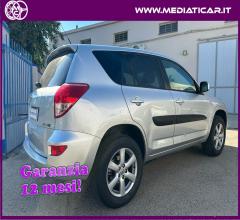 Auto - Toyota rav4 2.2 d-4d 136 cv dpf