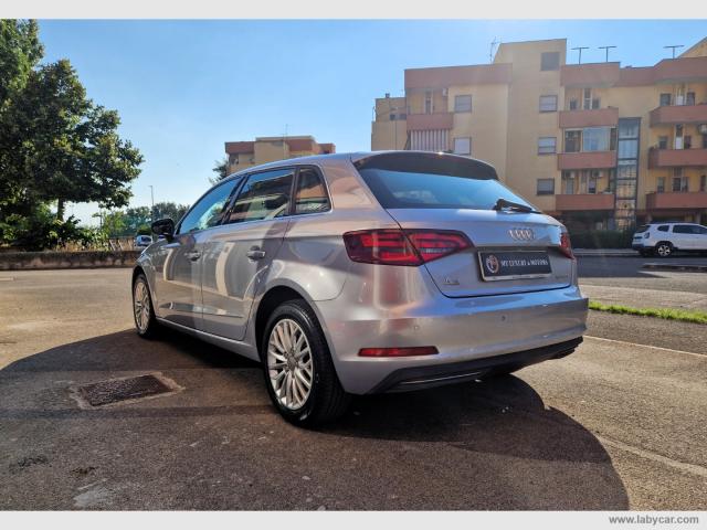 Auto - Audi a3 spb 1.4 tfsi s tronic g-tron