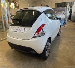 Auto - Lancia ypsilon 1.2 69 cv 5p. elefantino