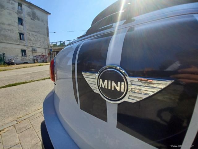 Auto - Mini mini cooper sd paceman