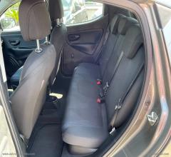 Auto - Lancia ypsilon 1.2 69 cv 5p. gpl ecochic gold