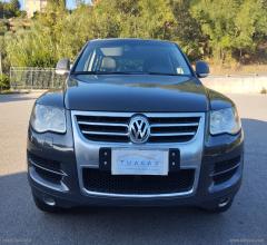 Auto - Volkswagen touareg 3.0 v6 tdi 240cv dpf tip.