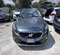 Auto - Volvo v40 cross country d2 1.6 momentum
