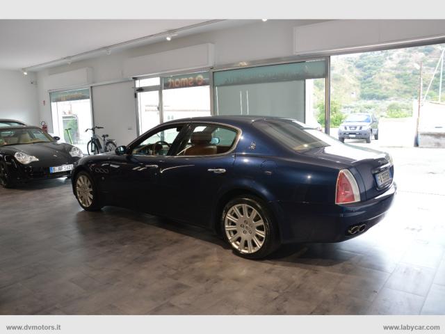 Auto - Maserati quattroporte 4.2 v8