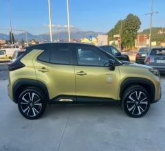 Auto - Toyota yaris cross 1.5 hyb. 5p. e-cvt awd prem.