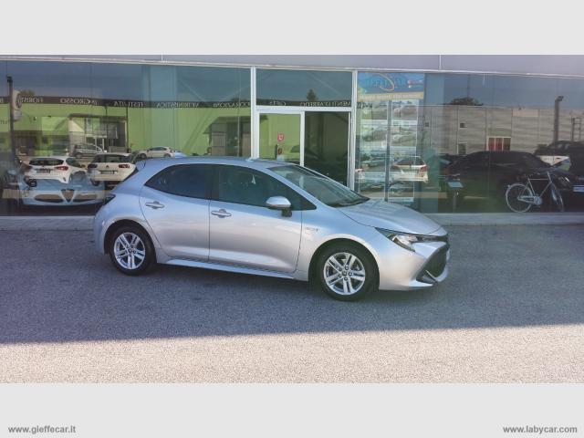 Toyota corolla 1.8 hybrid business