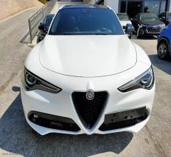 Auto - Alfa romeo stelvio 2.2 t.diesel 210cv at8 q4 veloce