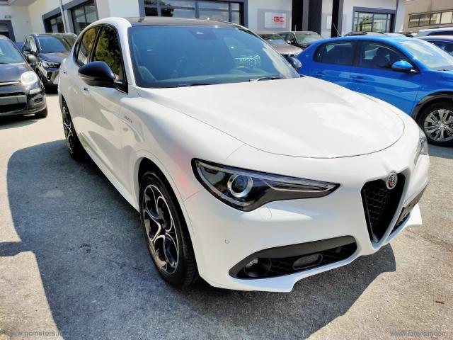 Auto - Alfa romeo stelvio 2.2 t.diesel 210cv at8 q4 veloce