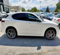 Auto - Alfa romeo stelvio 2.2 t.diesel 210cv at8 q4 veloce
