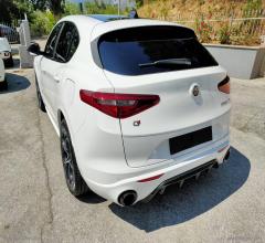 Auto - Alfa romeo stelvio 2.2 t.diesel 210cv at8 q4 veloce