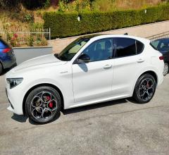 Auto - Alfa romeo stelvio 2.2 t.diesel 210cv at8 q4 veloce