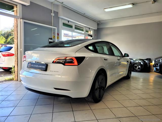 Auto - Tesla model 3 long range dual motor awd