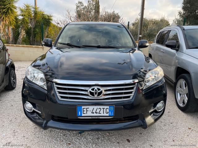 Auto - Toyota rav4 crossover 2.2 d-cat 177 cv luxury