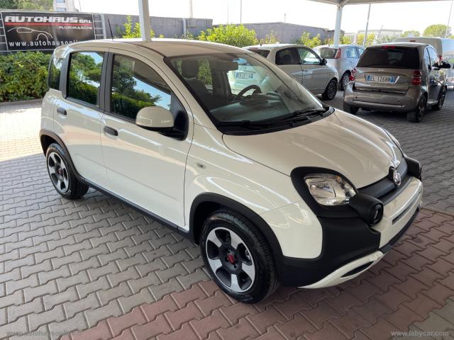 Auto - Fiat panda 1.0 firefly s&s hybrid city cross