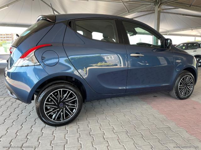 Auto - Lancia ypsilon 1.2 69 cv 5p. gpl ecochic