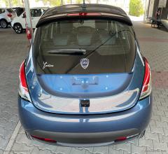 Auto - Lancia ypsilon 1.2 69 cv 5p. gpl ecochic